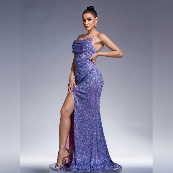 Purple Prom Dress with Elegant Design In Sequins - Picture 5 of 15